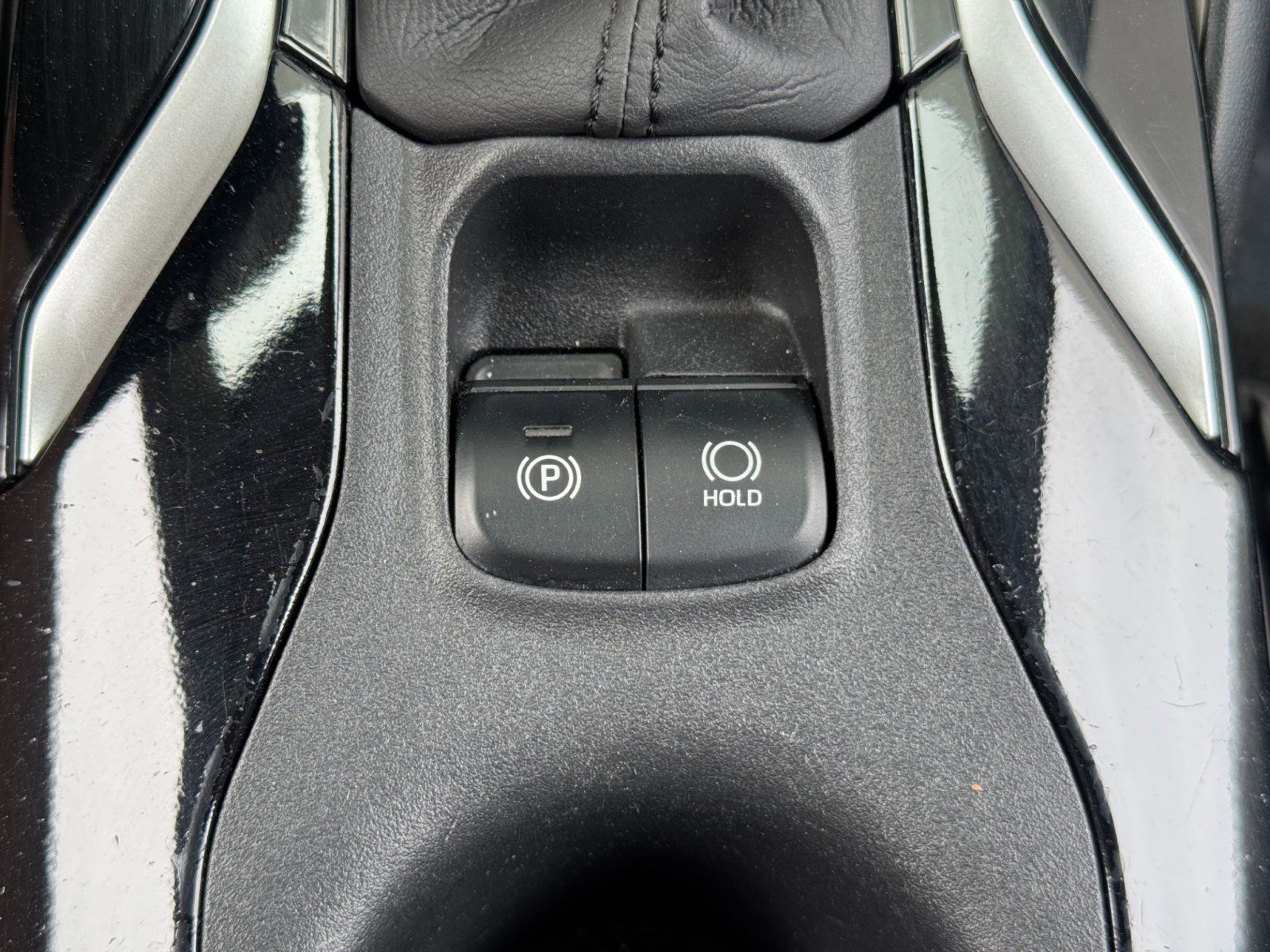 Used 2020 Toyota Corolla LE FWD image 27