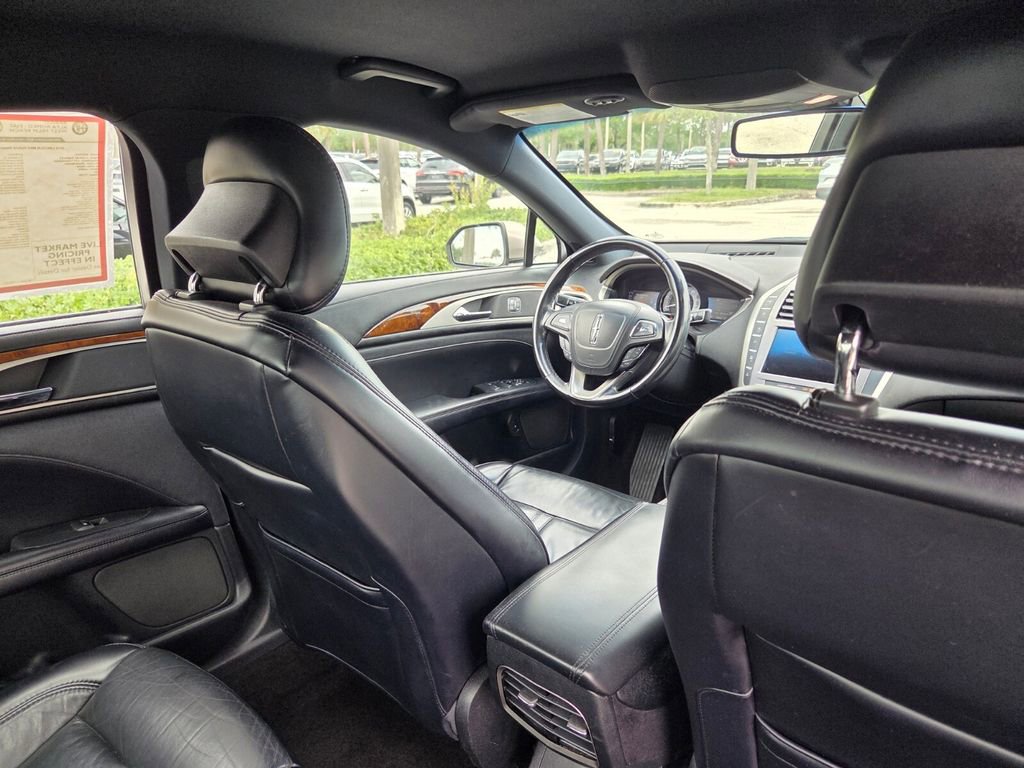 Used 2019 Lincoln MKZ Reserve FWD image 32