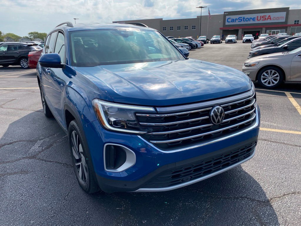 Used 2026 Volkswagen Atlas SE AWD/4WD image 2