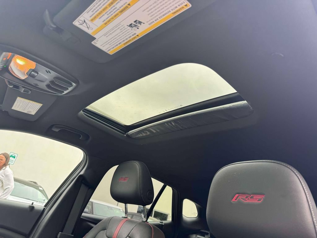 Used 2026 Chevrolet Trax RS w/ Sunroof Package FWD image 20