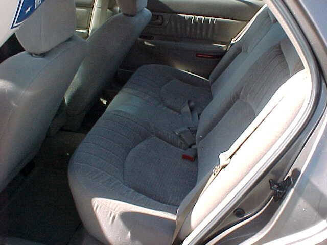 Used 2004 Buick Century Custom image 15
