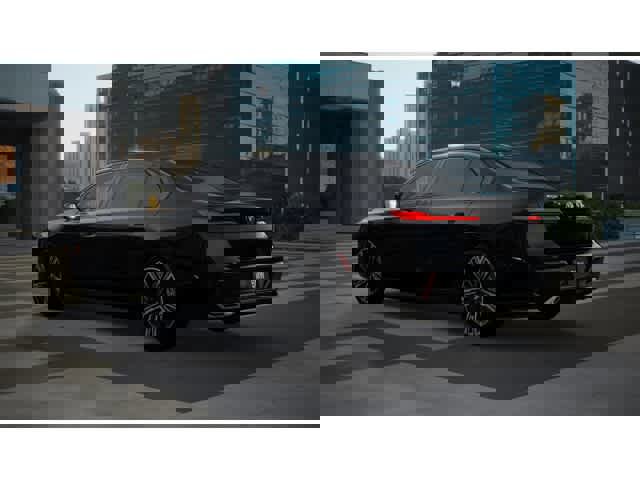 New 2026 BMW 760i xDrive image 2