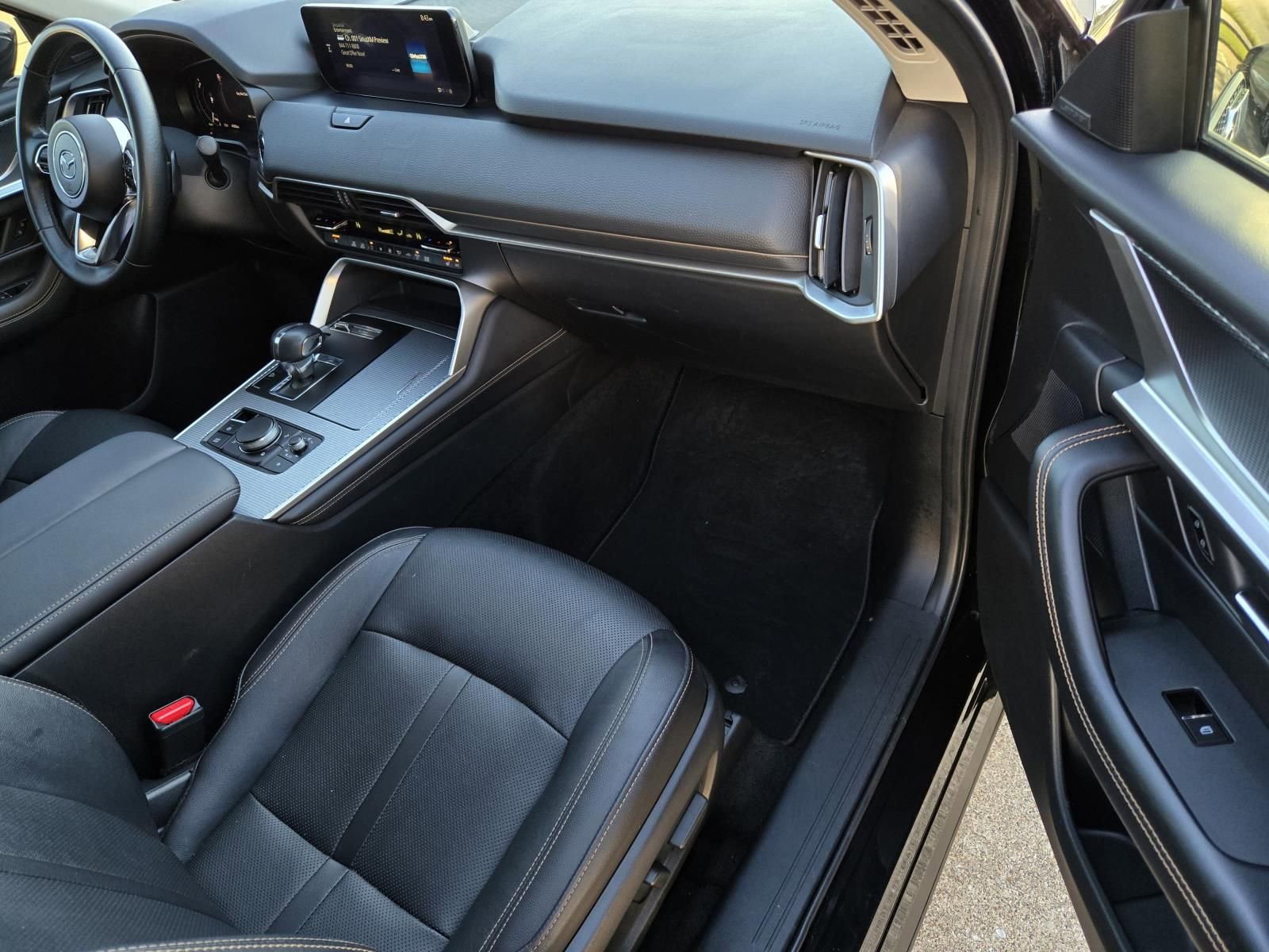 Certified 2024 MAZDA CX-90 Plug-In Hybrid w/ Premium Pkg image 8