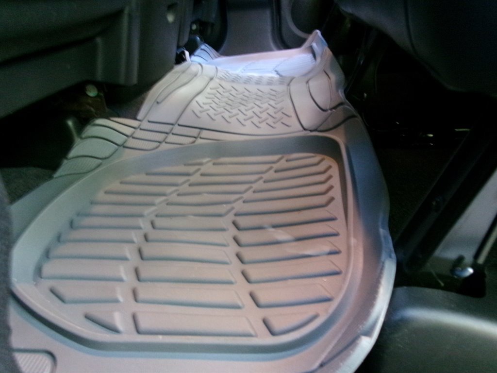 Used 2013 Chevrolet Avalanche LTZ RWD image 30