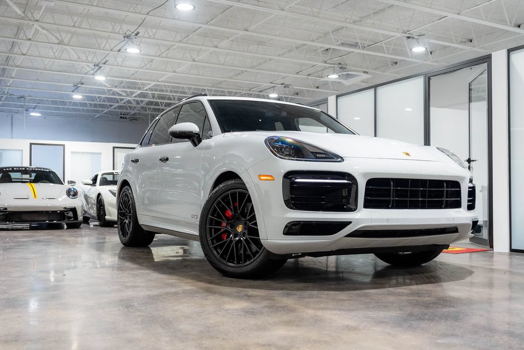 Used 2021 Porsche Cayenne GTS AWD/4WD image 10