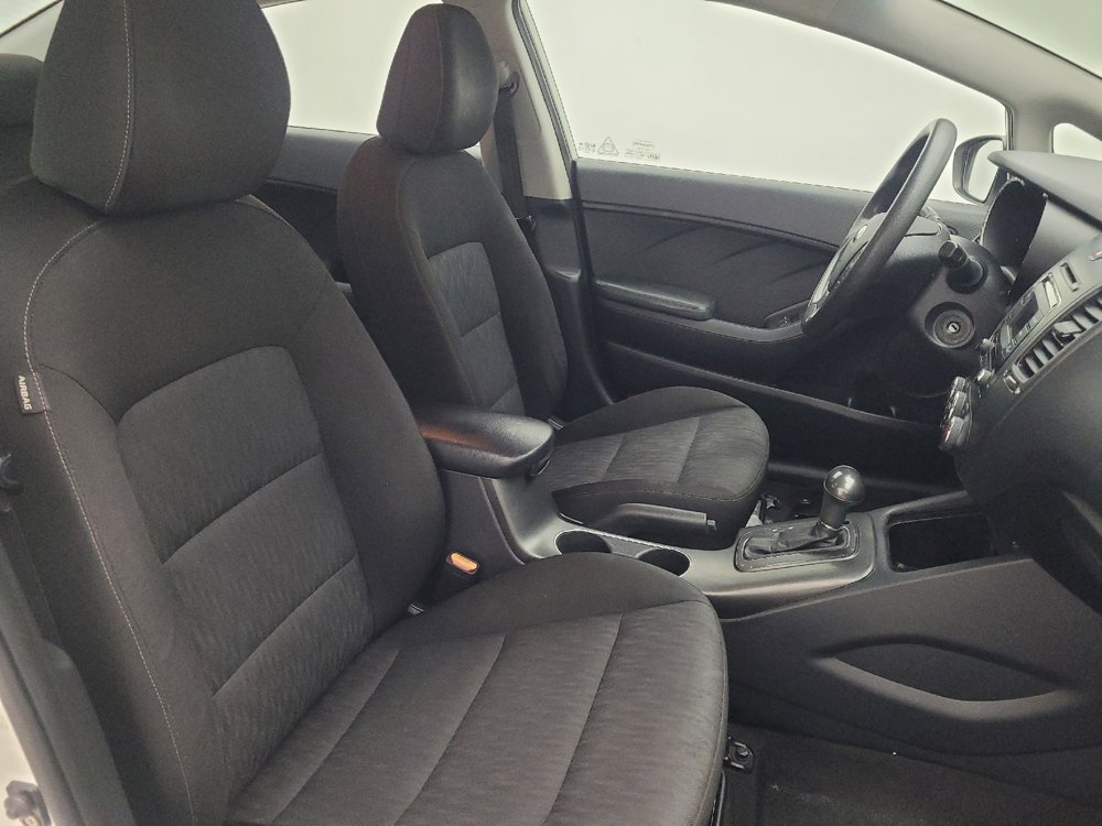 Used 2016 Kia Forte LX FWD image 21