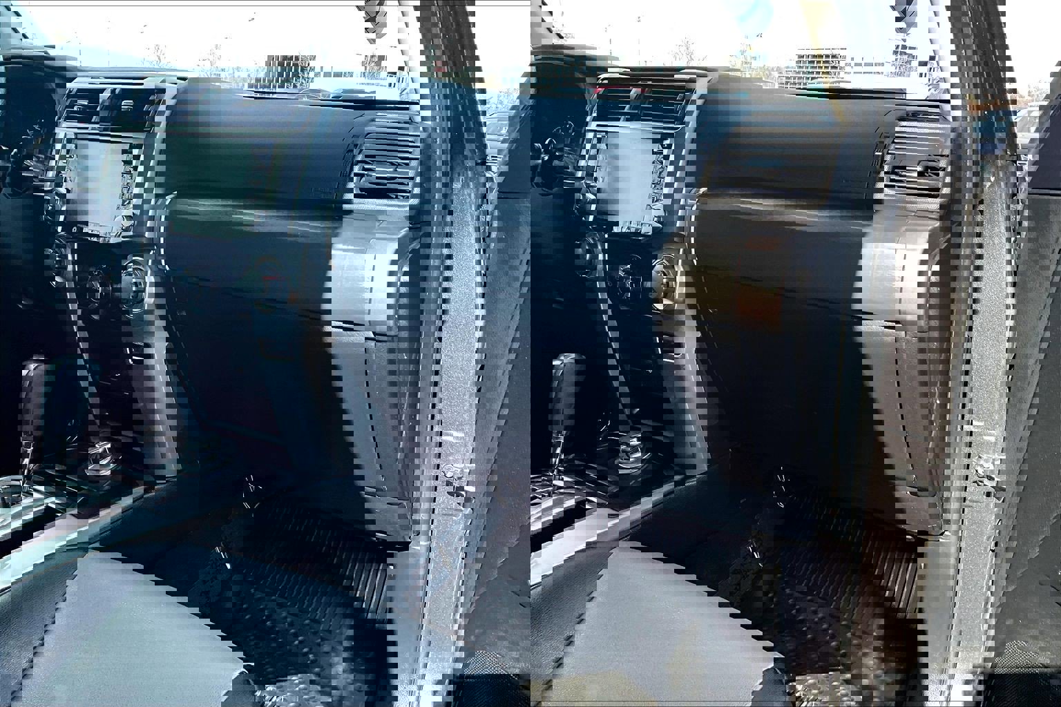 Used 2023 Toyota 4Runner SR5 Premium image 15