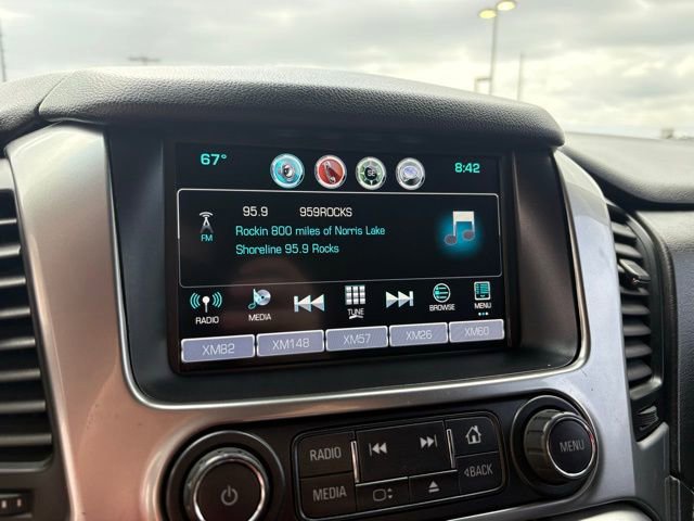 Used 2018 Chevrolet Suburban LT RWD image 16