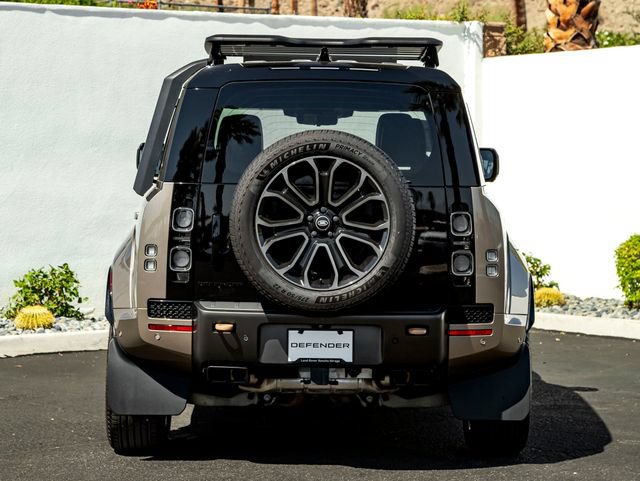 Certified 2025 Land Rover Defender 110 AWD/4WD image 8