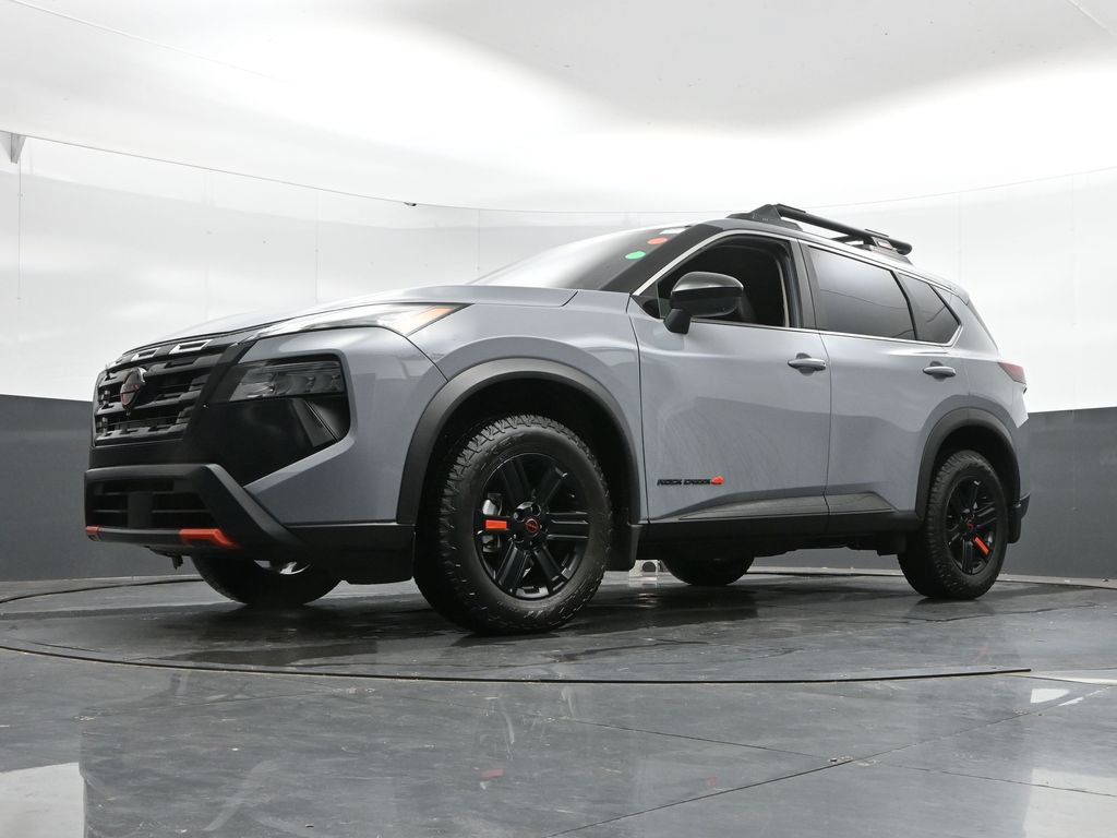 Used 2025 Nissan Rogue SV AWD/4WD image 45