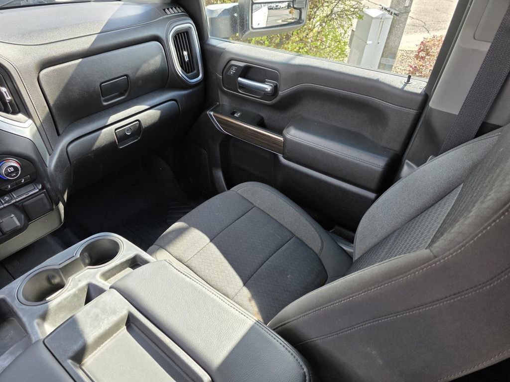 Used 2023 Chevrolet Silverado 2500 LT w/ Convenience Package image 28