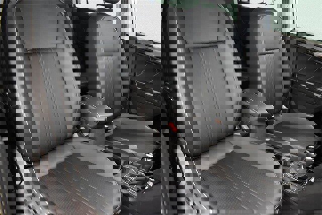 Used 2022 Volkswagen Tiguan SE image 9