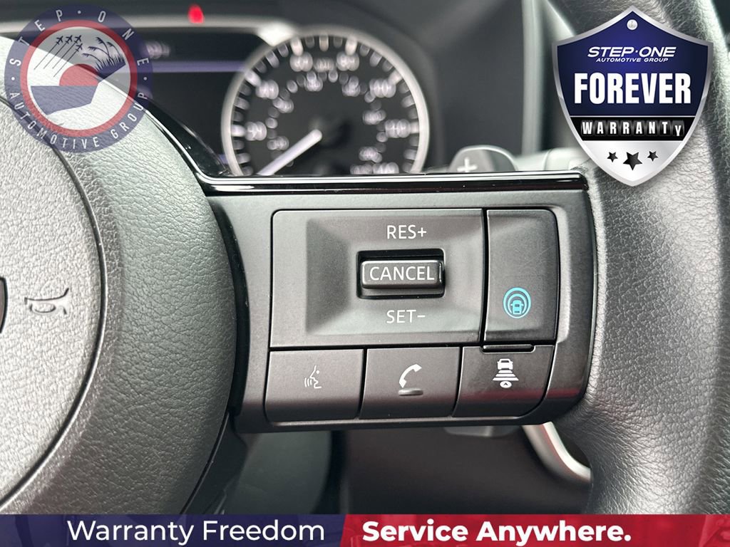 Used 2023 Nissan Rogue SV FWD image 22