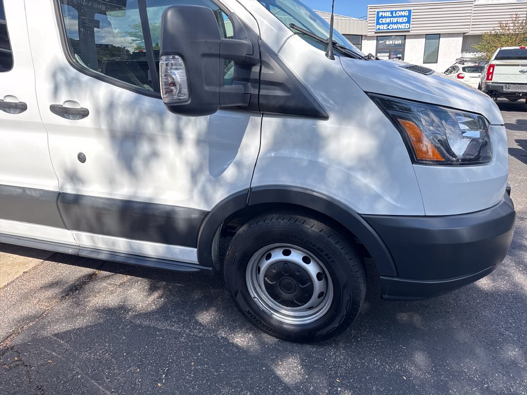 Used 2018 Ford Transit 150 XL RWD image 30
