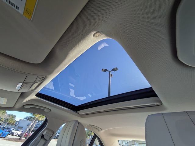 Used 2018 Mercedes-Benz E 400 4MATIC Sedan image 20