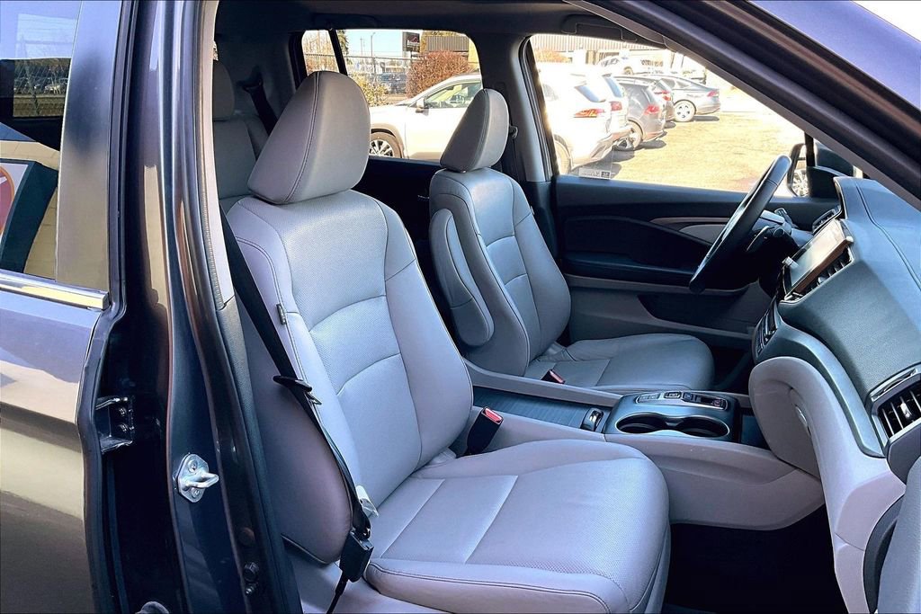 Used 2023 Honda Ridgeline RTL image 10