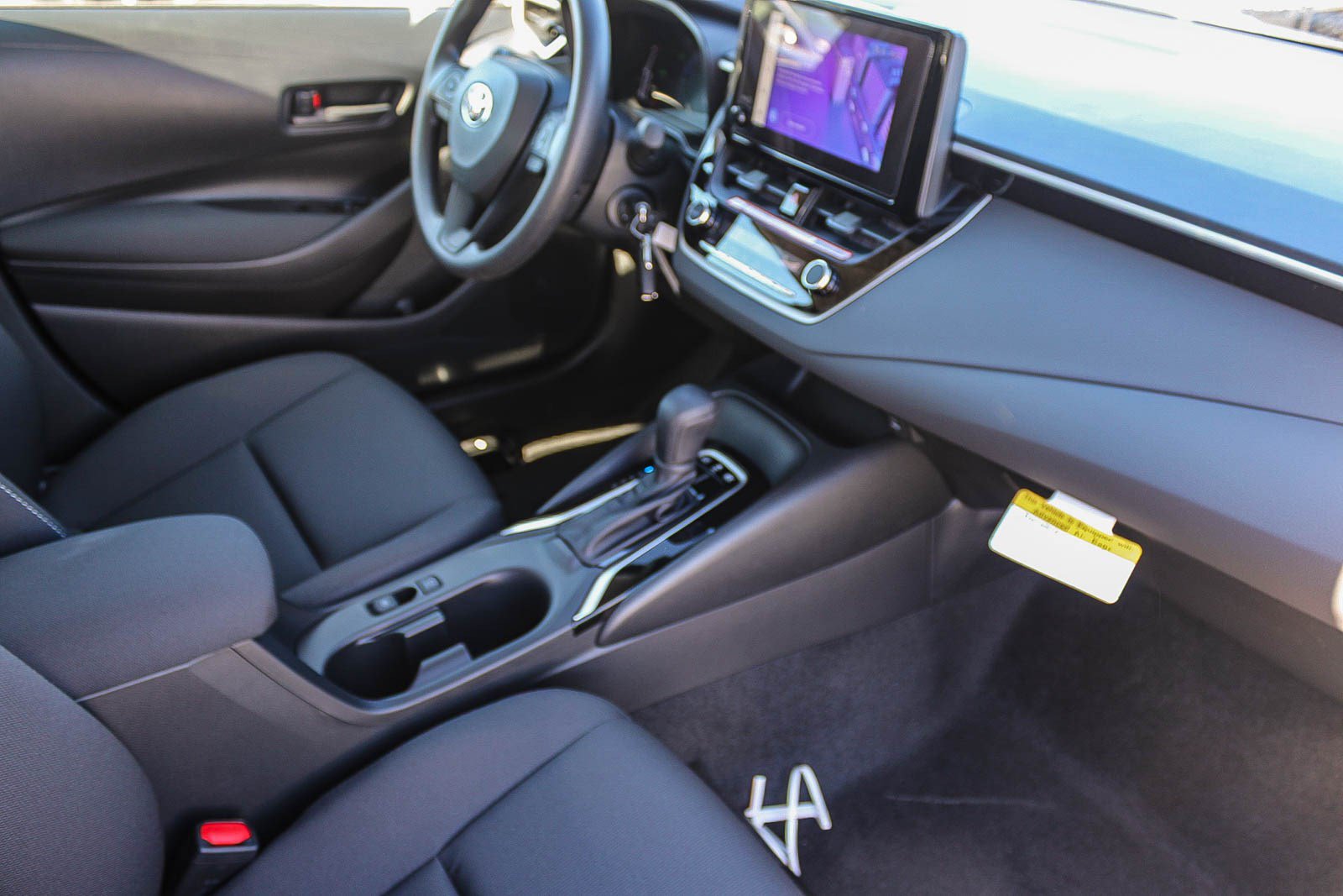 New 2026 Toyota Corolla LE w/ Carpet Mat Package (TMS) FWD image 19
