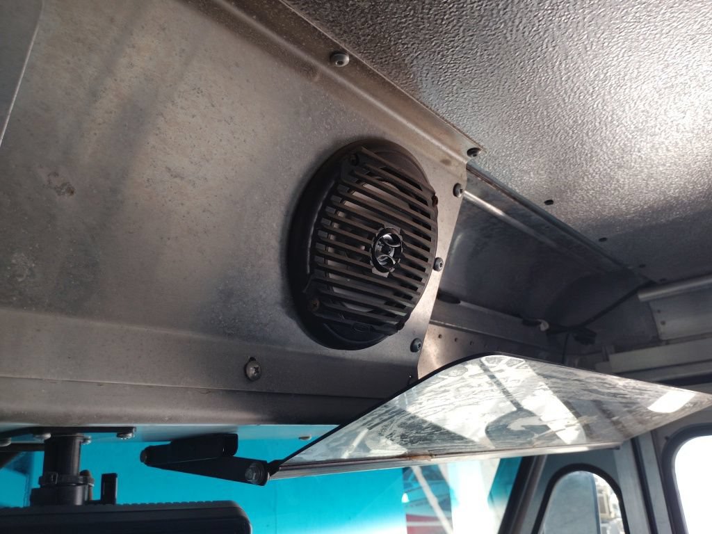 Used 2017 Ford E-350 and Econoline 350 Super Duty w/ A/C Prep Package RWD image 28