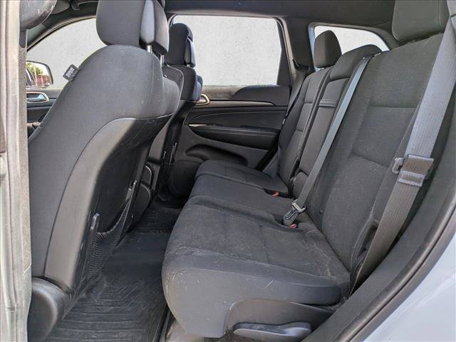 Used 2017 Jeep Grand Cherokee Laredo w/ Quick Order Package 23E AWD/4WD image 16