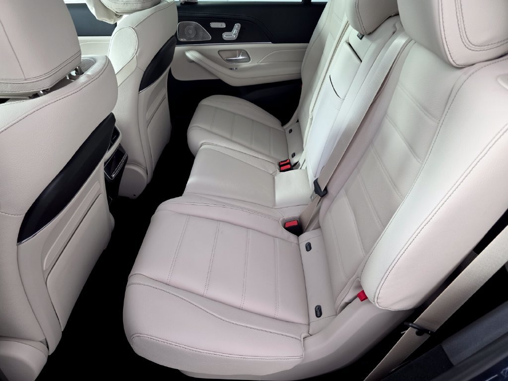 New 2026 Mercedes-Benz GLS 450 4MATIC image 11