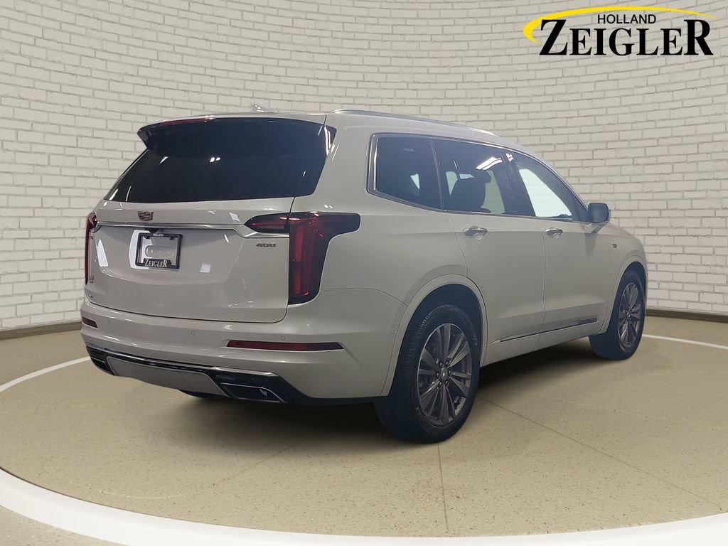 Used 2021 Cadillac XT6 Premium Luxury AWD/4WD image 5