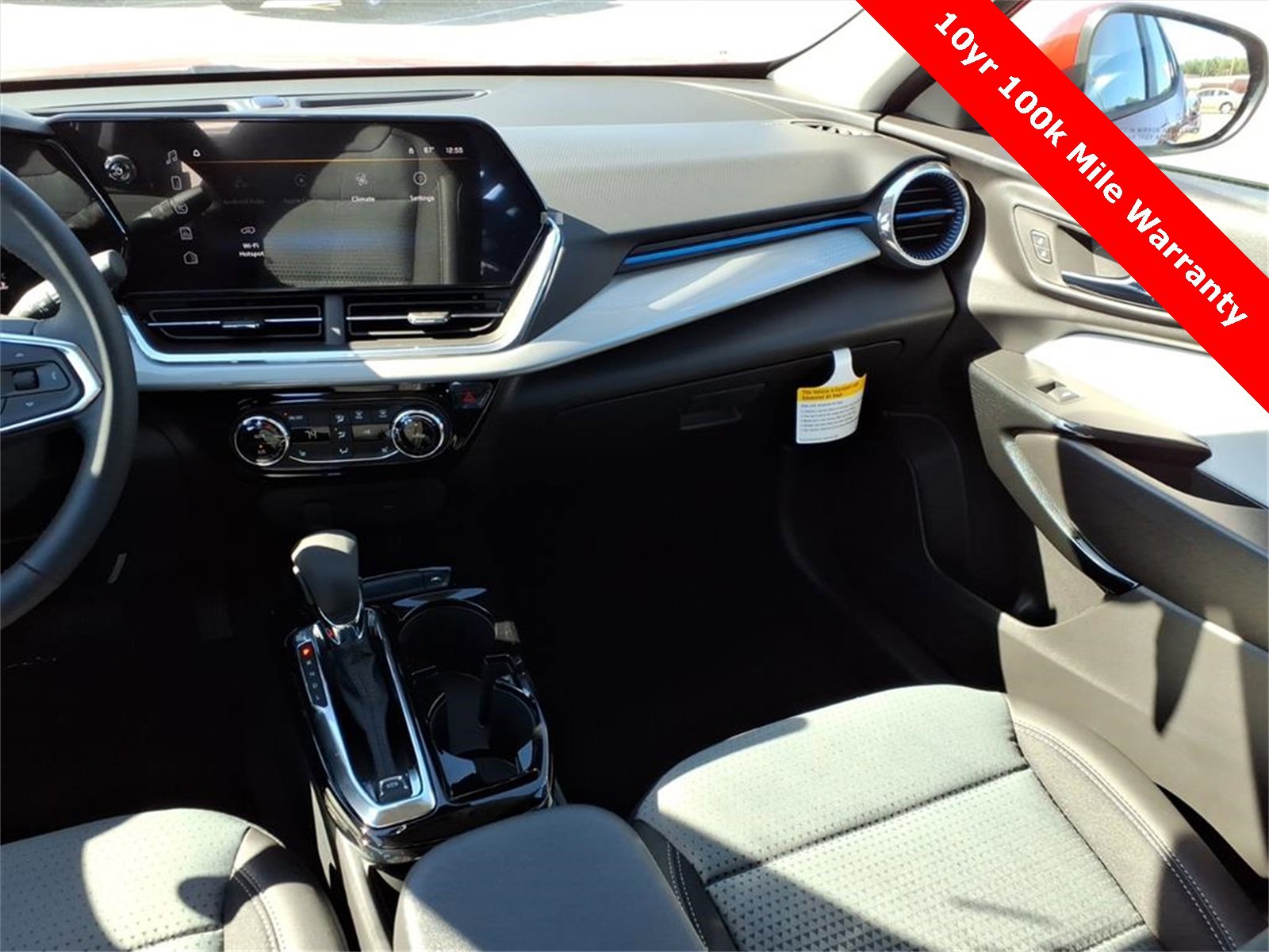 New 2026 Chevrolet Trax LT w/ Driver Confidence Package image 14