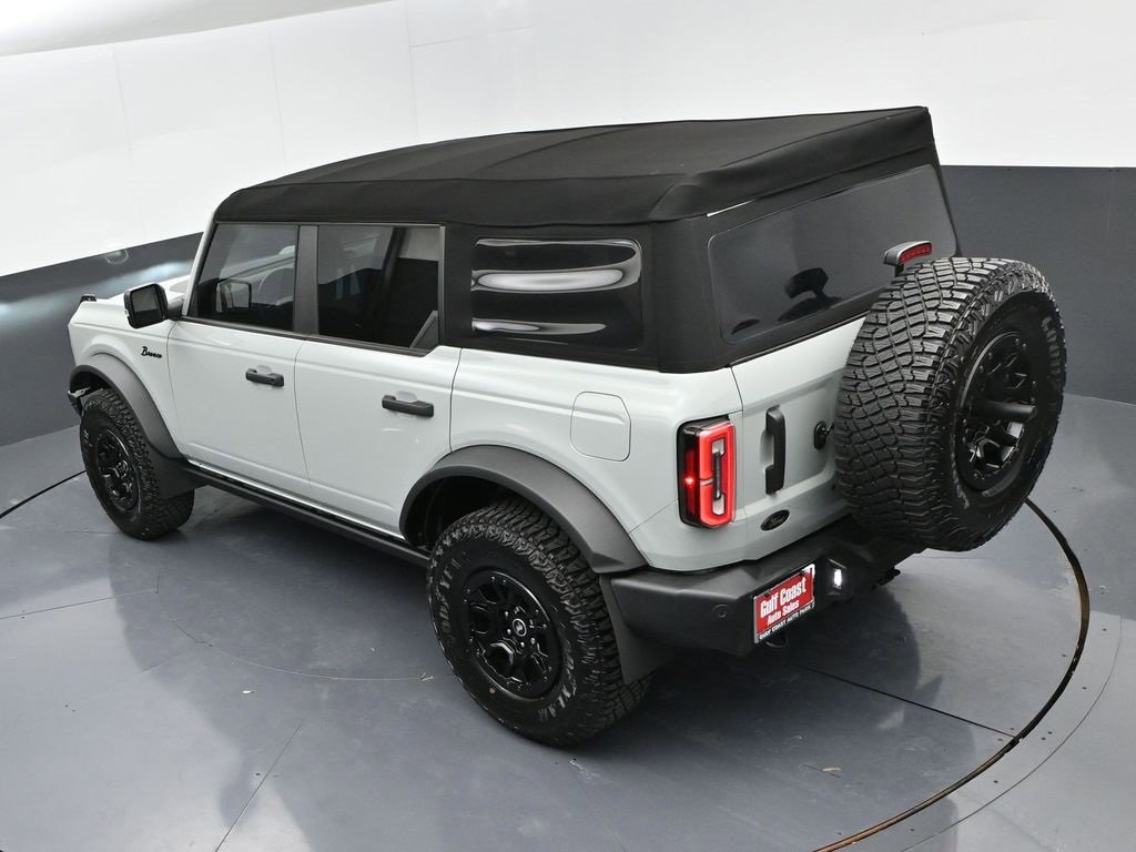 Used 2023 Ford Bronco Wildtrak image 41