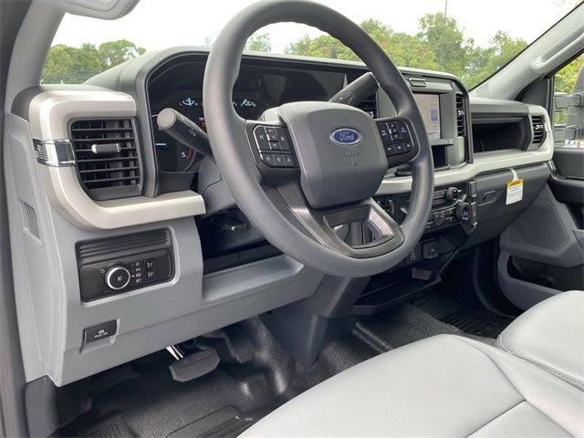 New 2026 Ford F350 XL image 33