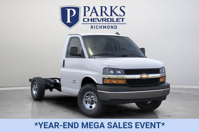 New 2025 Chevrolet Express 3500 w/ Power Convenience Package