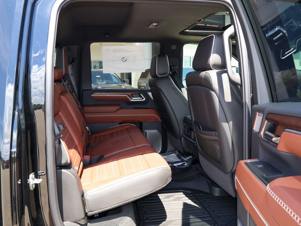 New 2026 GMC Sierra 3500 Denali Ultimate AWD/4WD image 36
