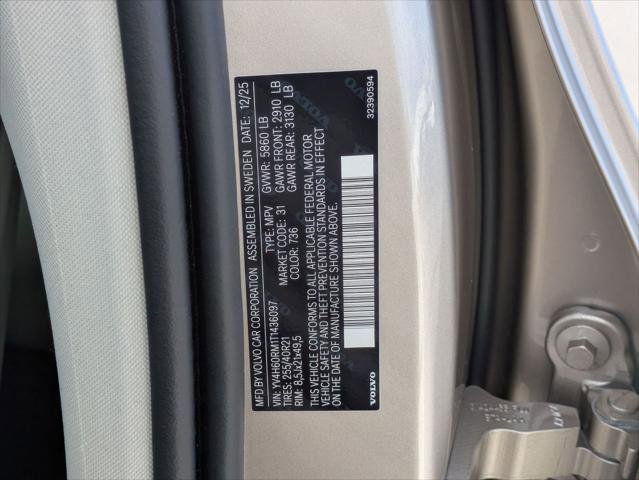 New 2026 Volvo XC60 T8 Ultra w/ Protection Package Premier image 15
