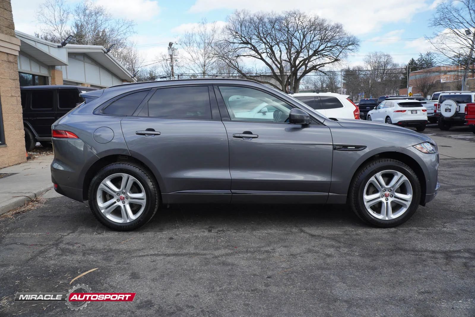 Used 2017 Jaguar F-PACE R-Sport AWD/4WD image 8