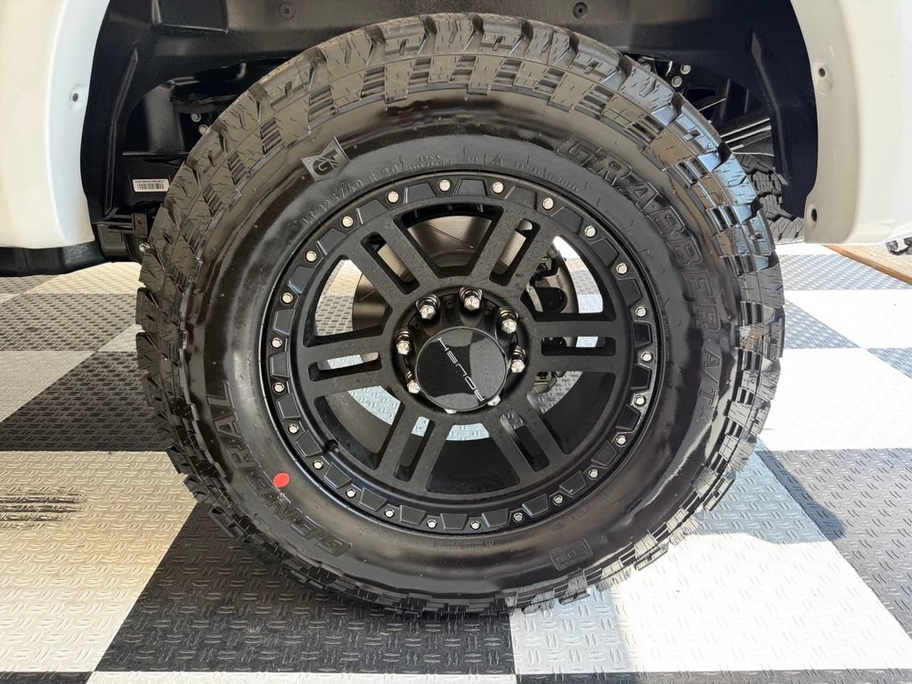New 2026 Ford F250 Lariat w/ Black Appearance Package AWD/4WD image 12