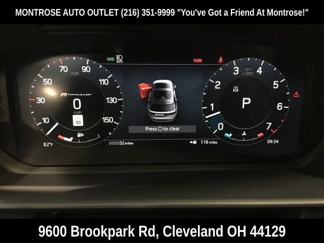 New 2023 Land Rover Discovery HSE R-Dynamic image 15