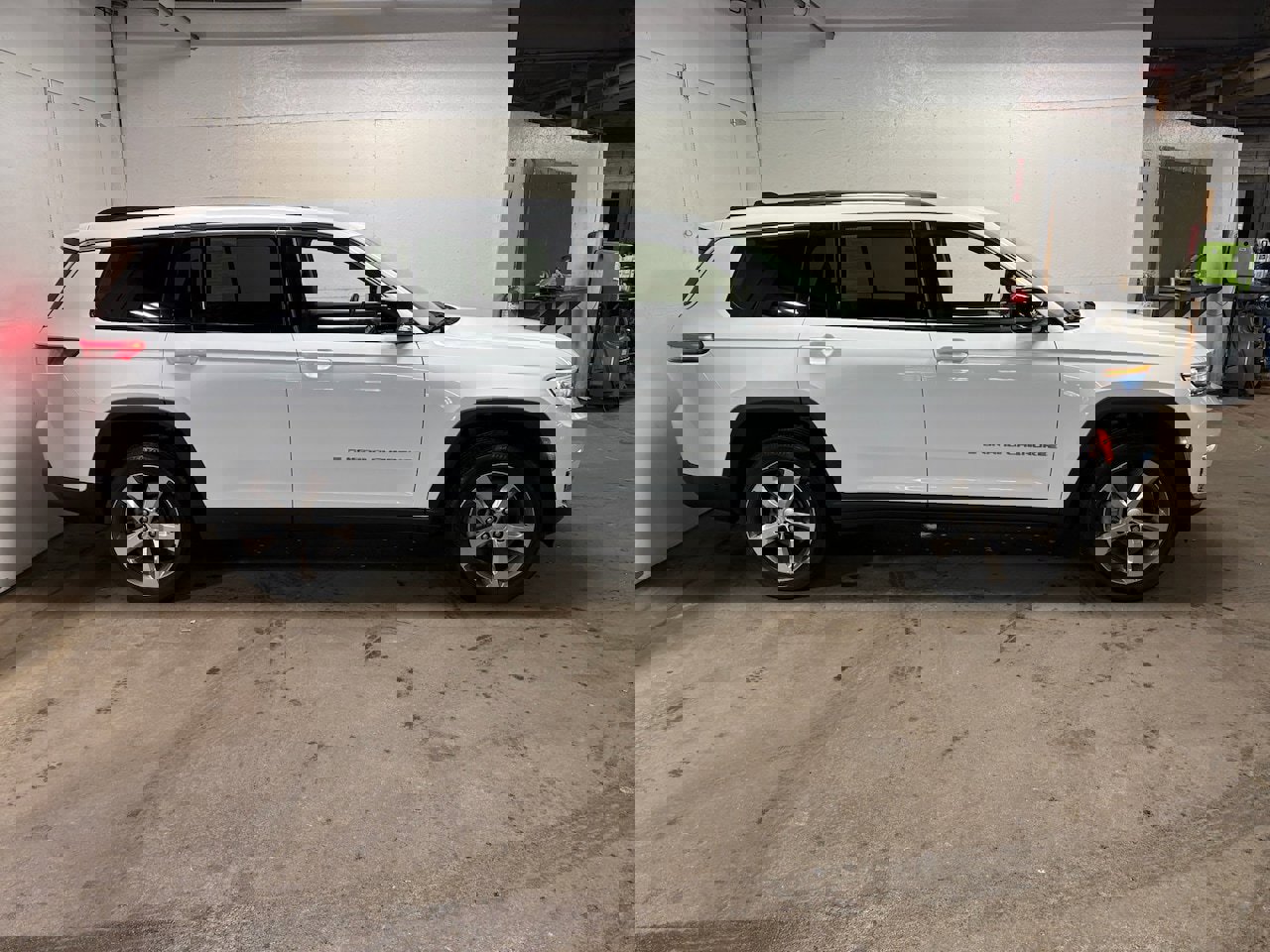 Used 2022 Jeep Grand Cherokee L Limited image 4