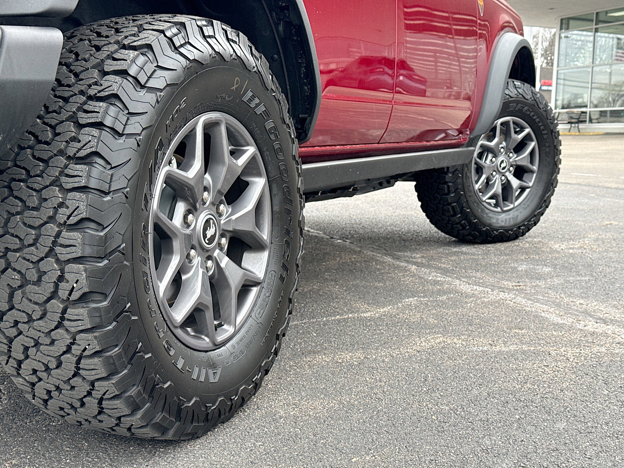 New 2025 Ford Bronco Badlands image 15