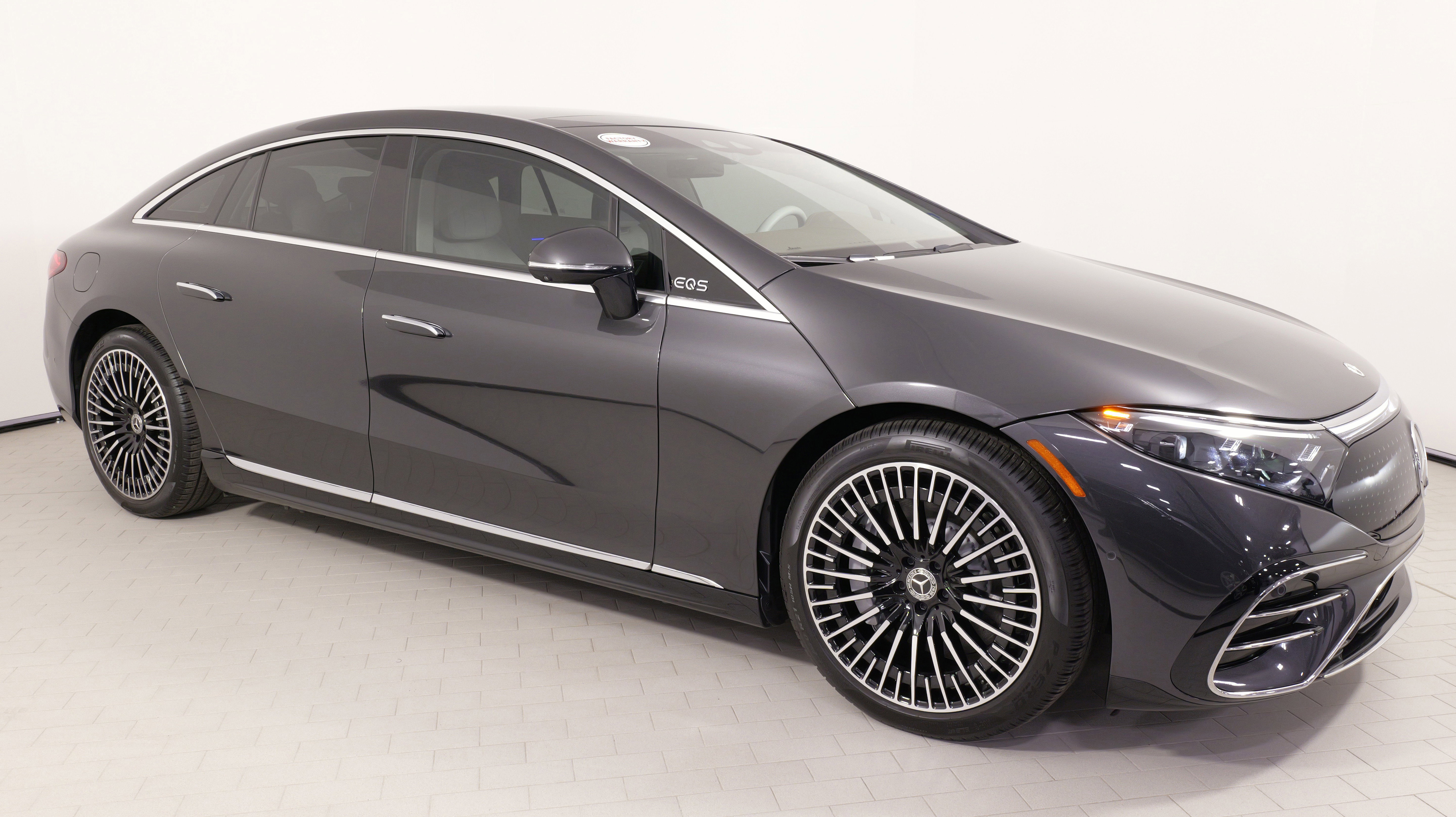 Used 2023 Mercedes-Benz EQS 580 4MATIC Sedan image 8