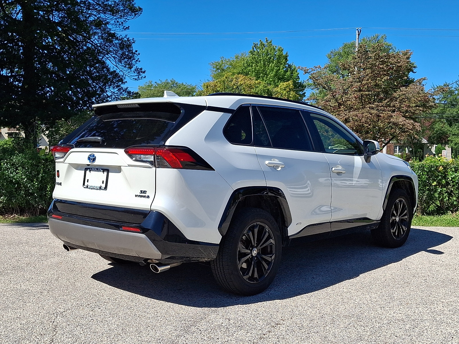 Used 2022 Toyota RAV4 SE w/ Convenience Package AWD/4WD image 6