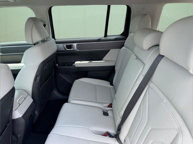 New 2026 Hyundai Santa Fe SEL FWD image 10