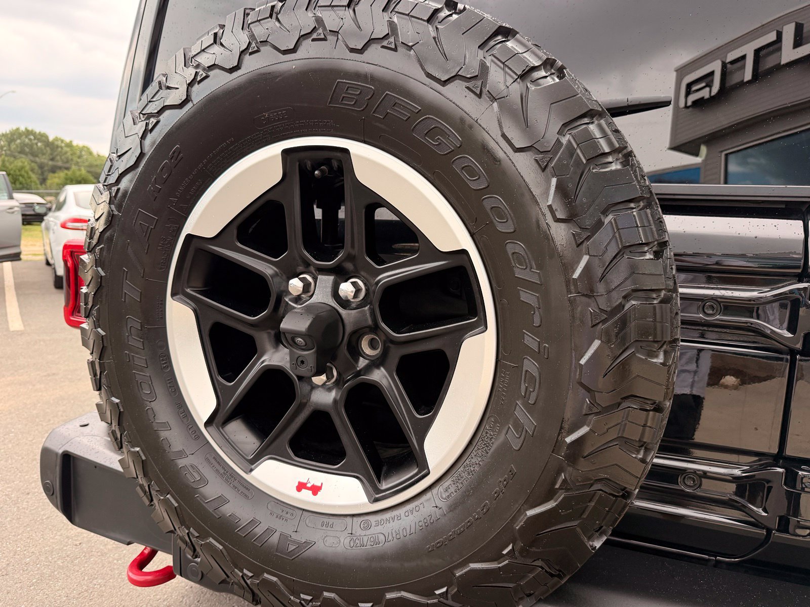 Used 2021 Jeep Wrangler Unlimited Rubicon AWD/4WD image 26