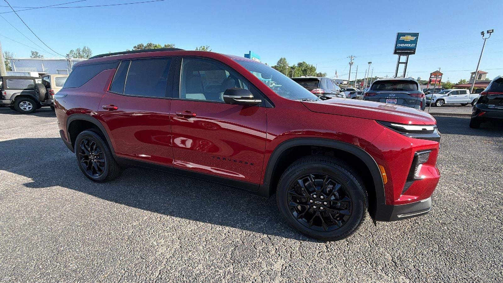 New 2026 Chevrolet Traverse LT FWD image 3