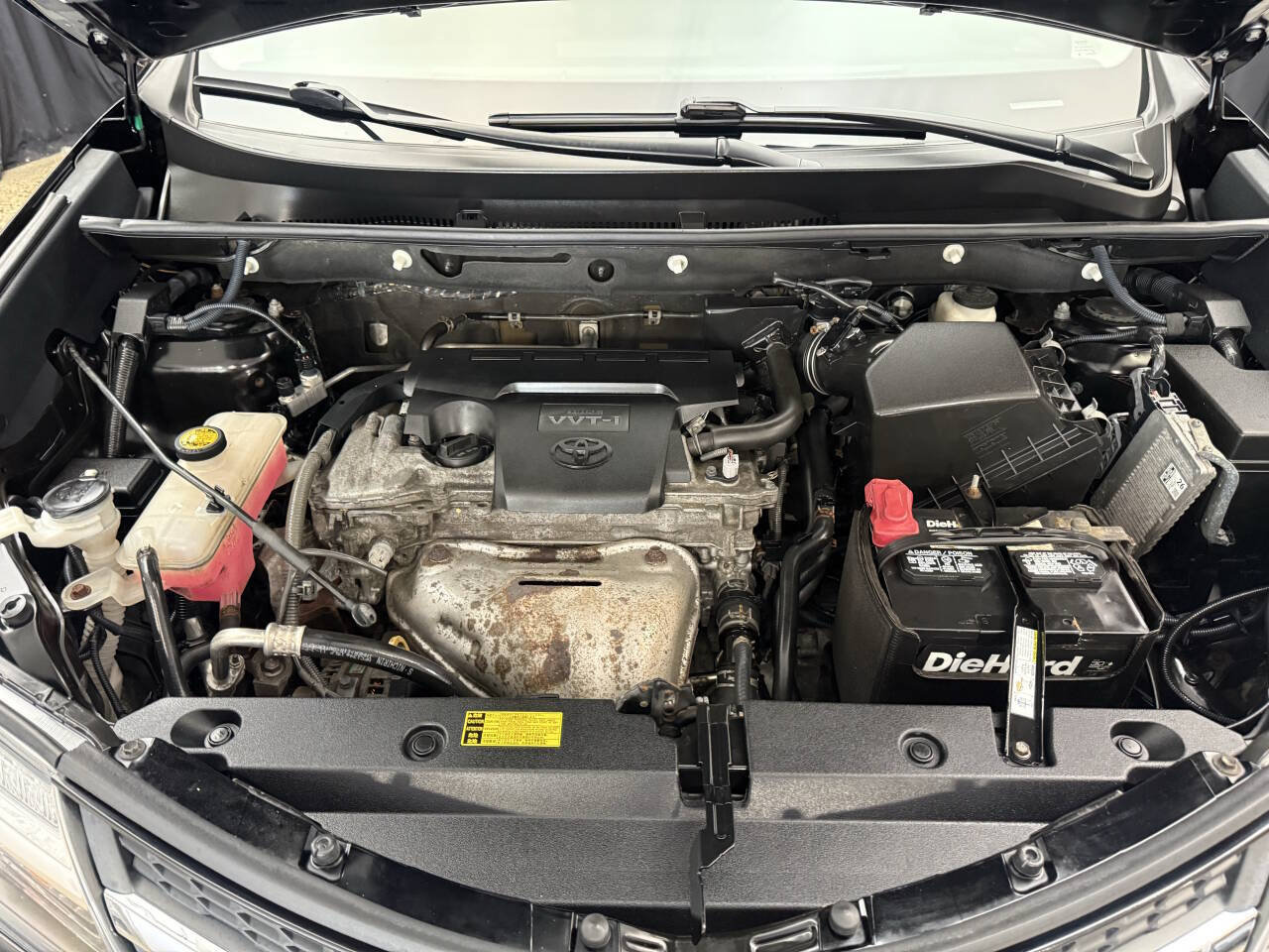 Used 2013 Toyota RAV4 Limited AWD/4WD image 30