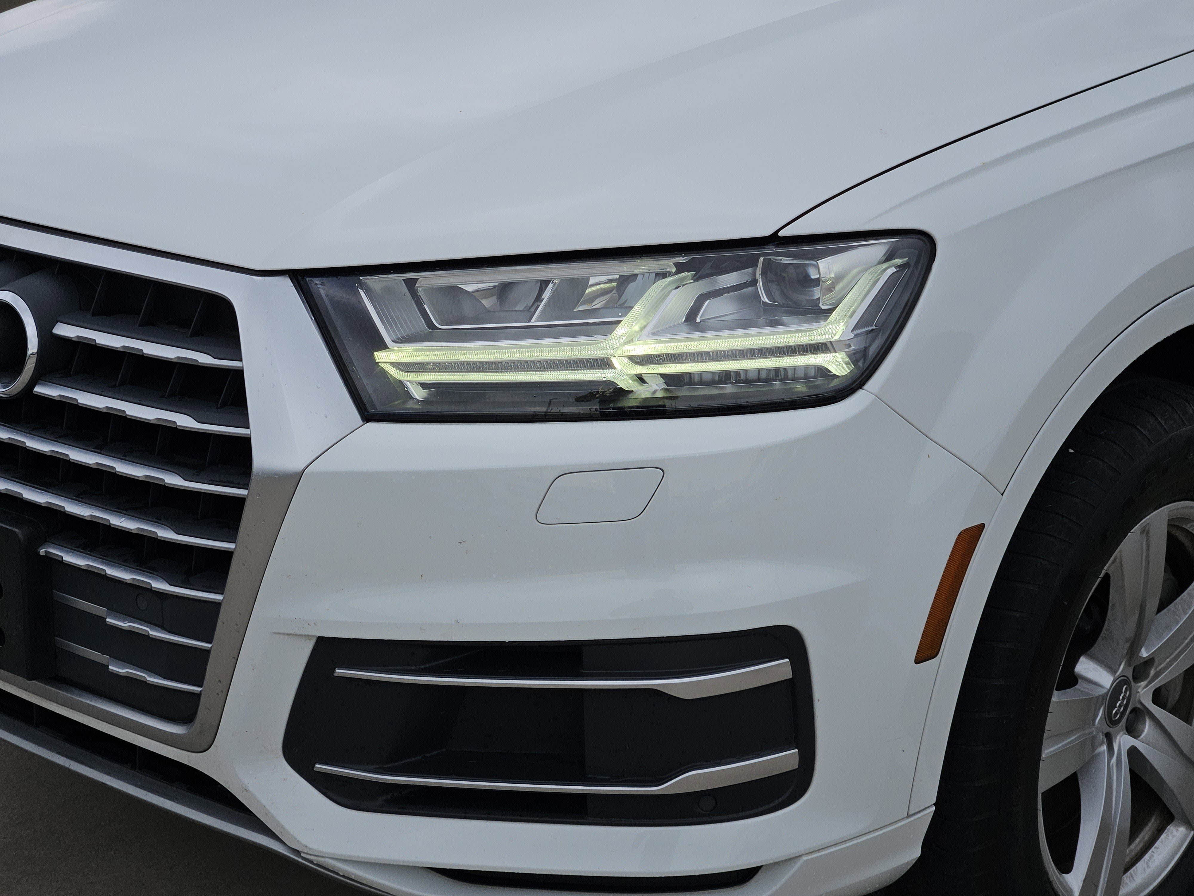 Used 2019 Audi Q7 2.0T Premium Plus AWD/4WD image 12