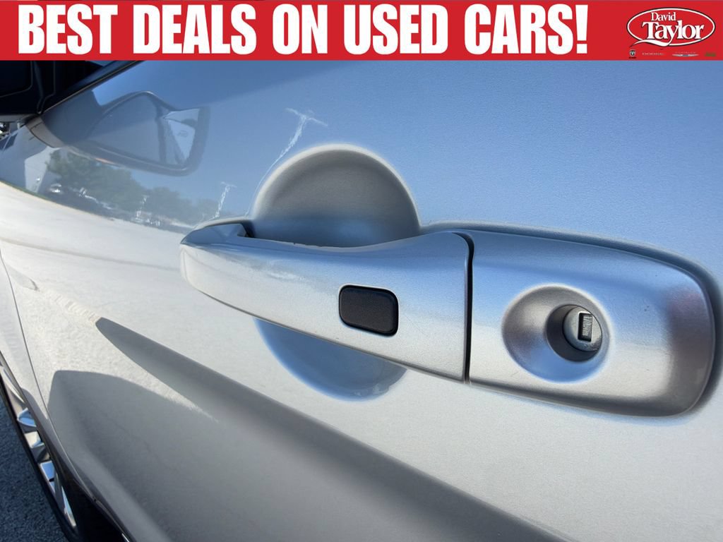 Used 2018 Ford Explorer XLT w/ Equipment Group 202A FWD image 44