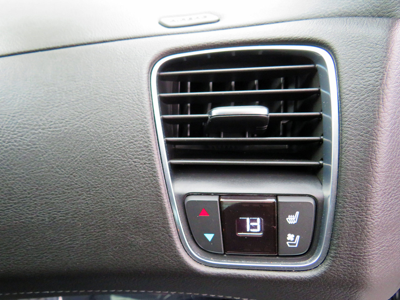 Used 2019 Chevrolet Corvette Stingray Coupe w/ 2LT Preferred Equipment Group image 38