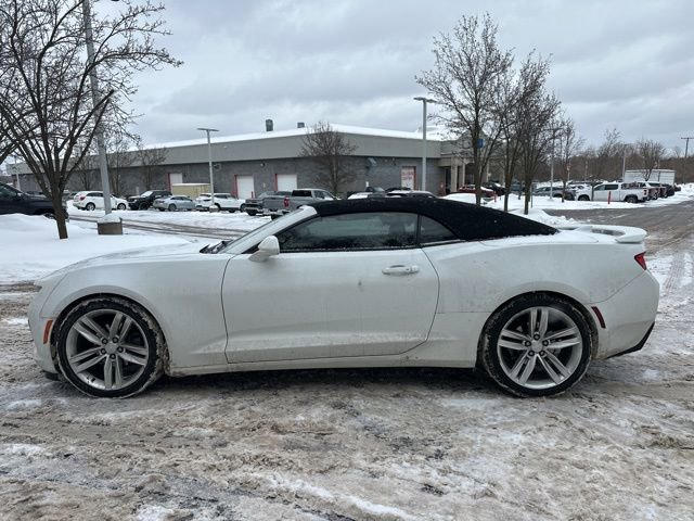 Used 2016 Chevrolet Camaro LT image 2