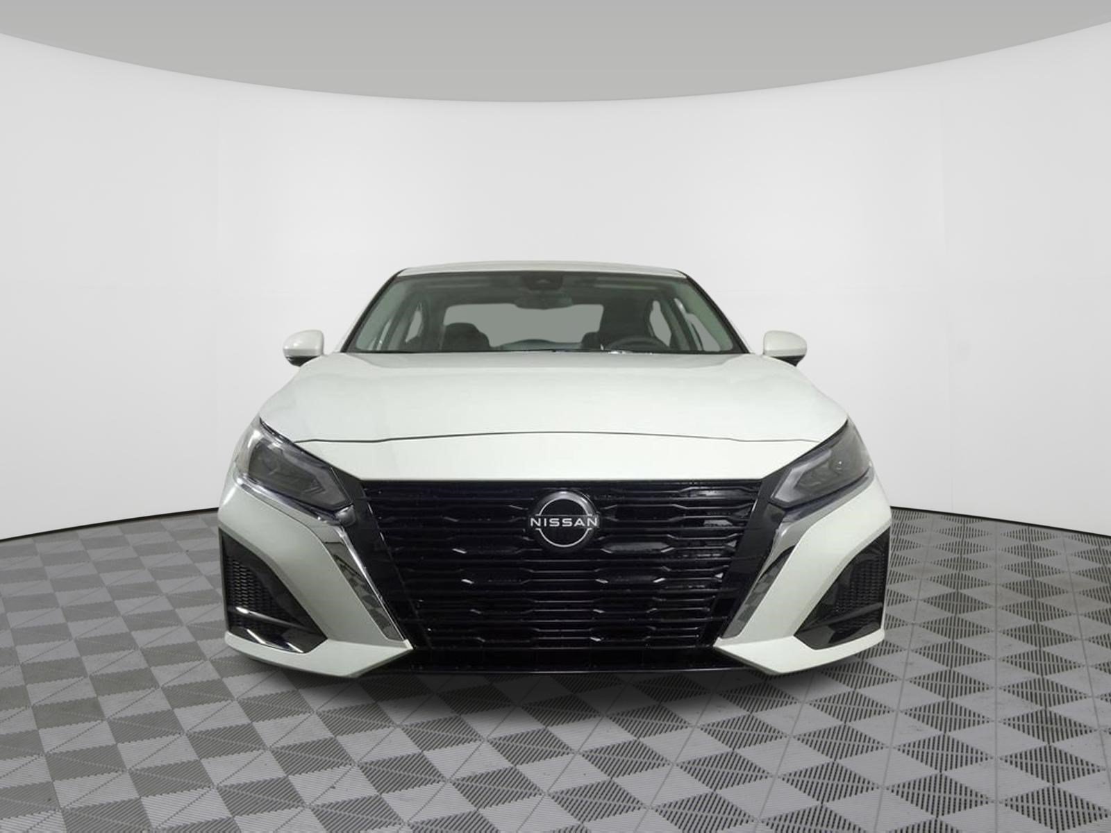 Certified 2025 Nissan Altima 2.5 SL FWD image 17