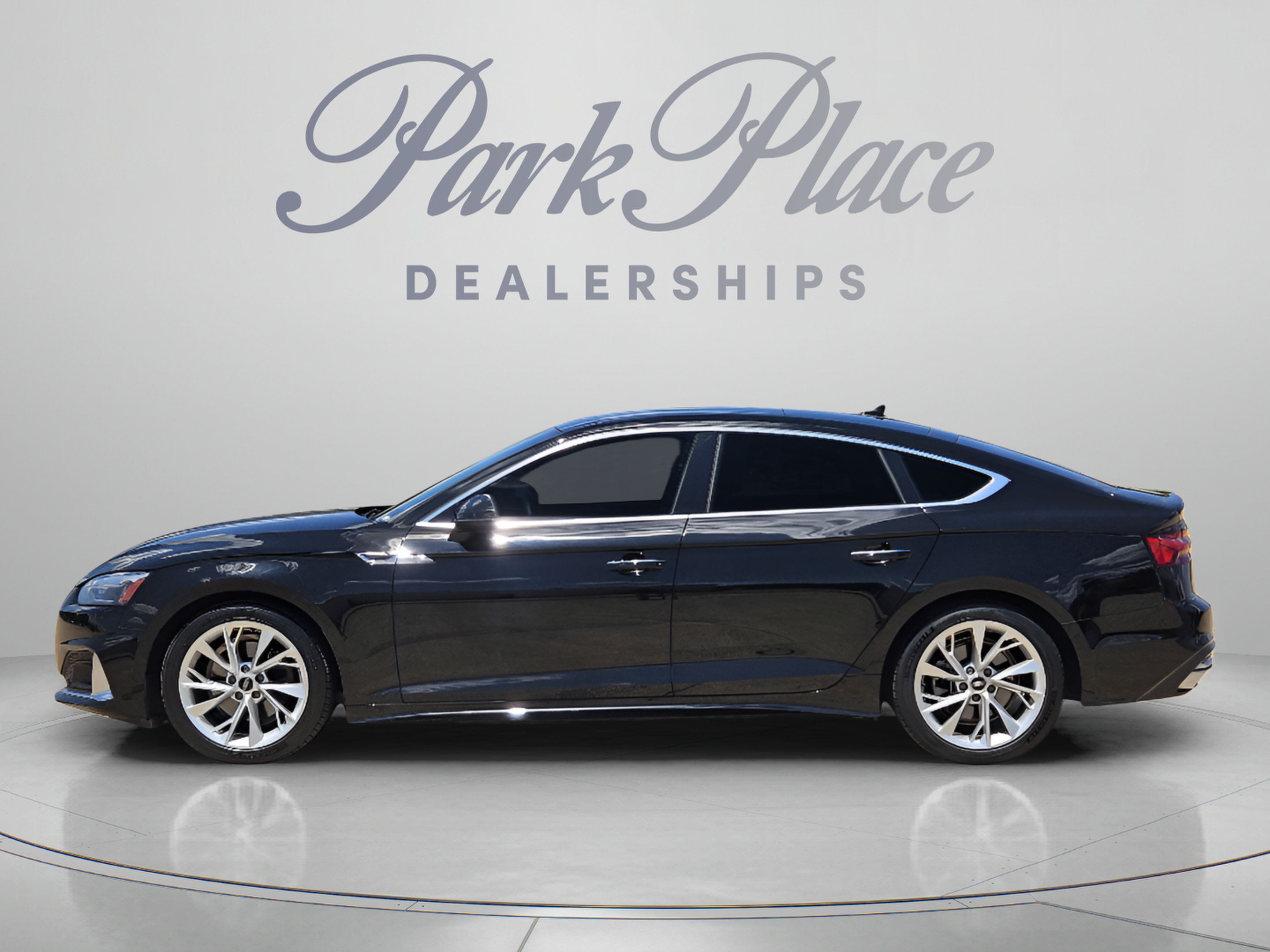 Used 2022 Audi A5 2.0T Premium w/ Convenience Package AWD/4WD image 2