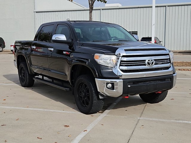 Used 2017 Toyota Tundra SR5 image 3