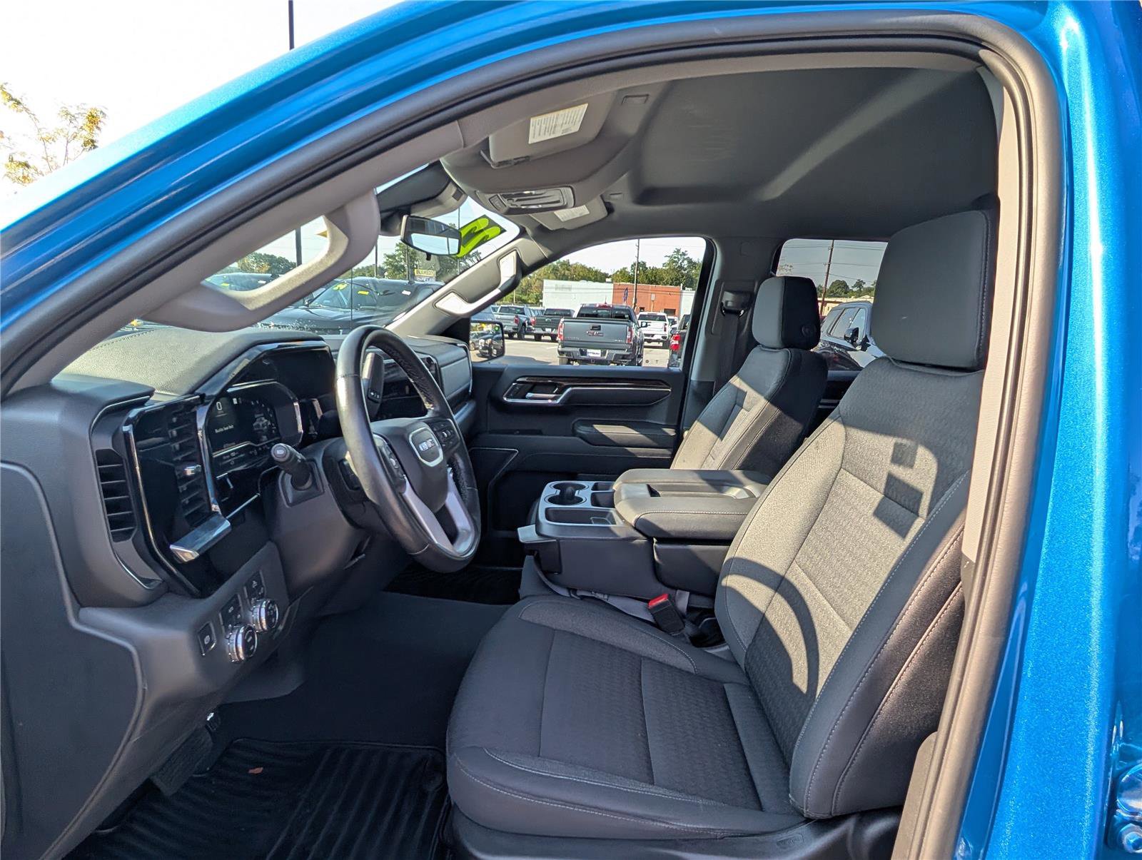 Used 2022 GMC Sierra 1500 Elevation image 14